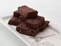 Brownies με φουντούκι, σοκολατένια αμαρτία!