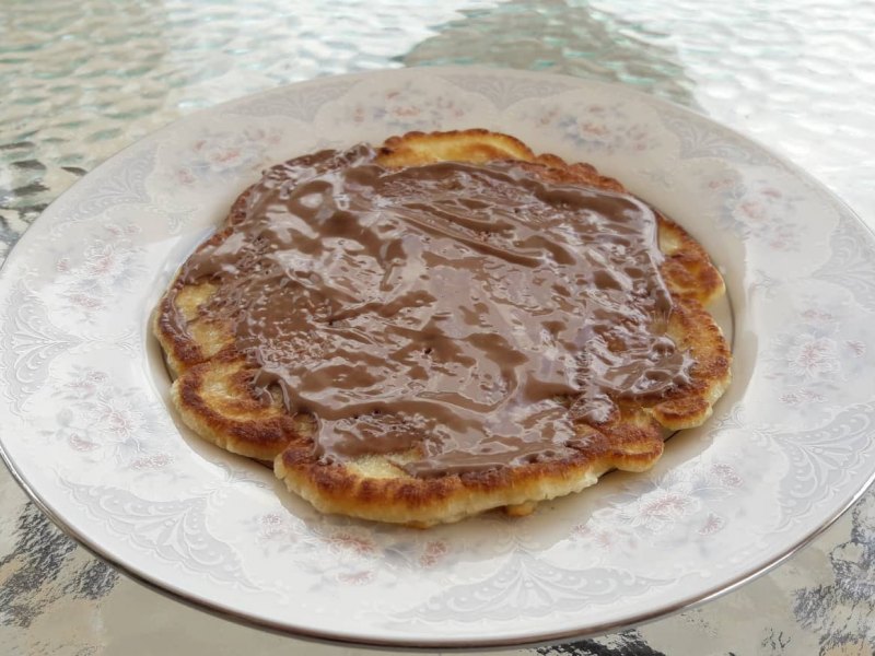 Τηγανίτες: πανεύκολα pancakes με τρία υλικά