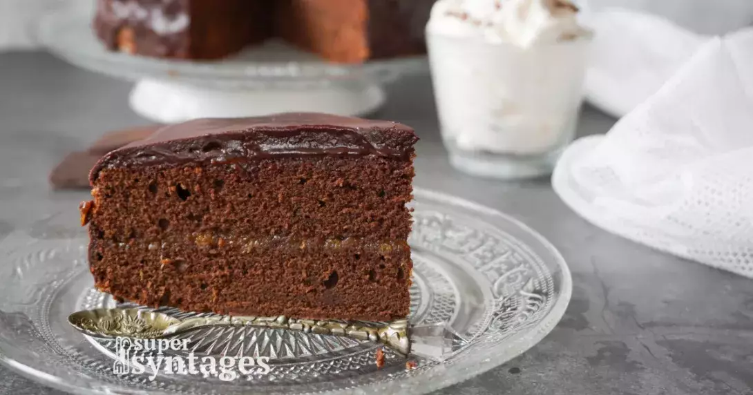 Ζάχερτορτε, το περίφημο κέικ σοκολάτας με μαρμελάδα βερίκοκο! 